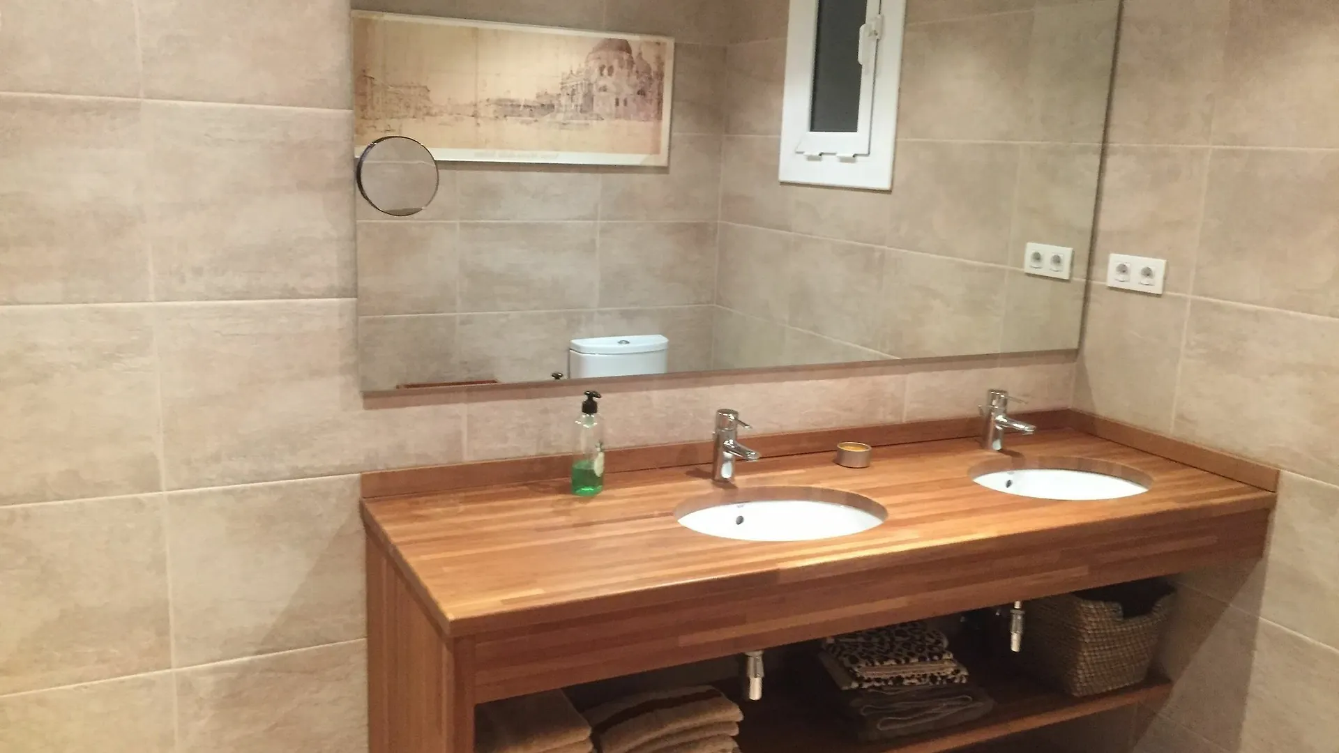 Apkeys Barcino Balmes Apartment Barcelona